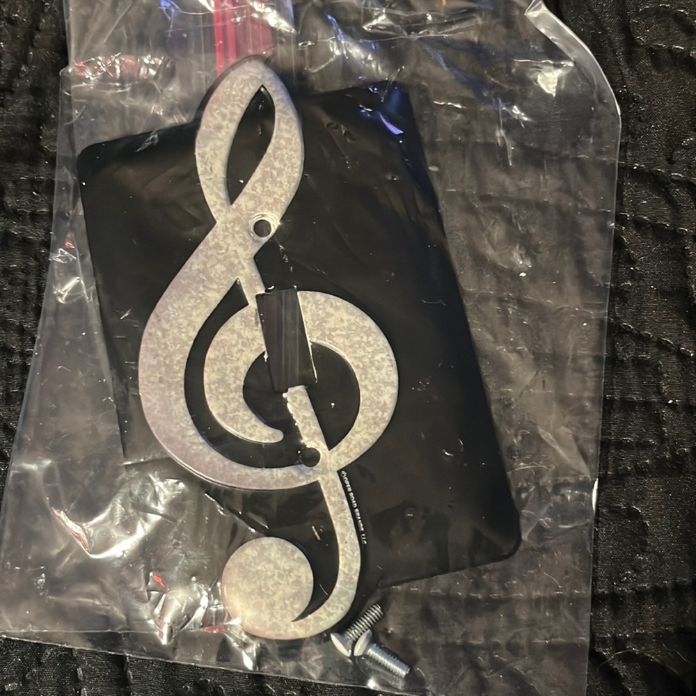Musical note wall switch plate - Picture 1 of 3